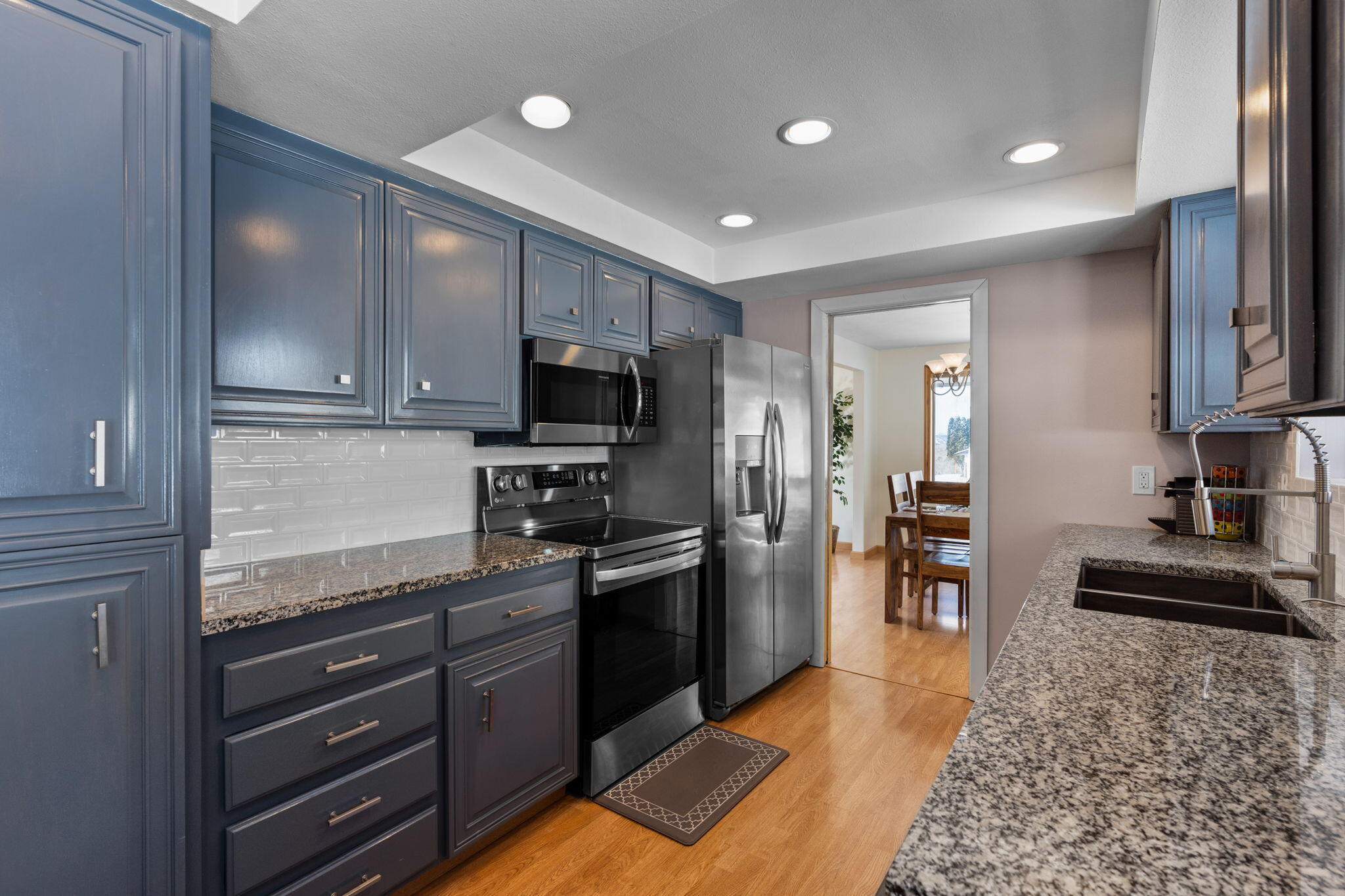 PleasVH - Residential