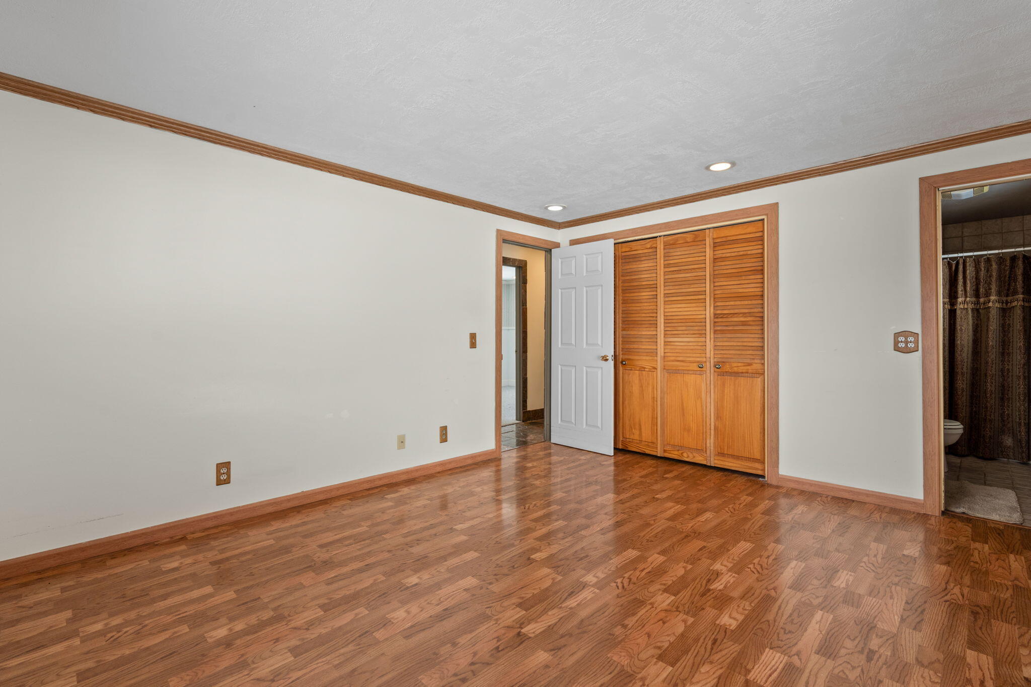 PleasVH - Residential