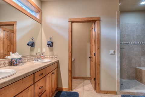 Tiny photo for 56340 Solar Drive, Bend, OR 97707 (MLS # 220217050)