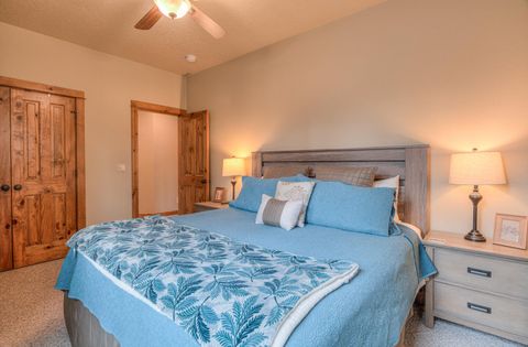 Tiny photo for 56340 Solar Drive, Bend, OR 97707 (MLS # 220217050)