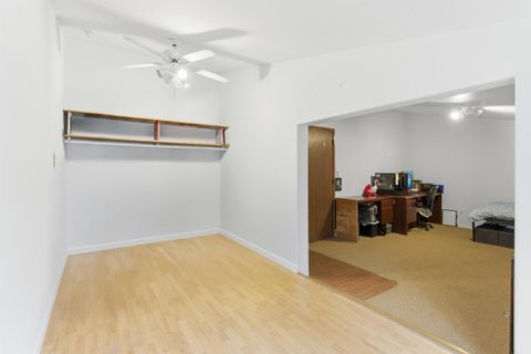 Tiny photo for 827 Summit Loop, Grants Pass, OR 97527 (MLS # 220211482)