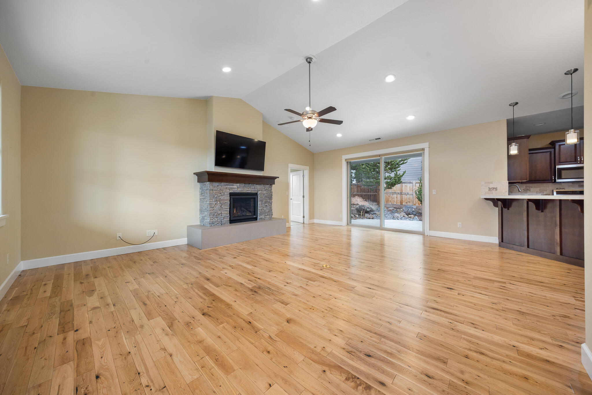 3344 SW Cascade Vista Drive