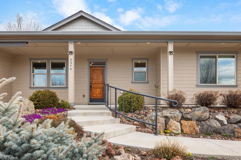 3344 SW Cascade Vista Drive Redmond OR 97756