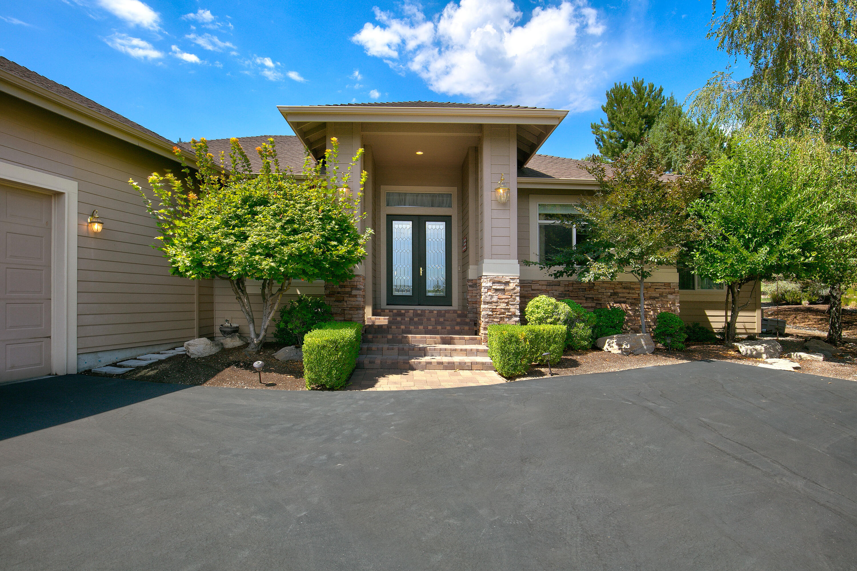 Ridge At Eagle Crest - Residential