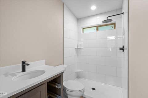 Tiny photo for 1650 N Foothill Road, Medford, OR 97504 (MLS # 220226523)