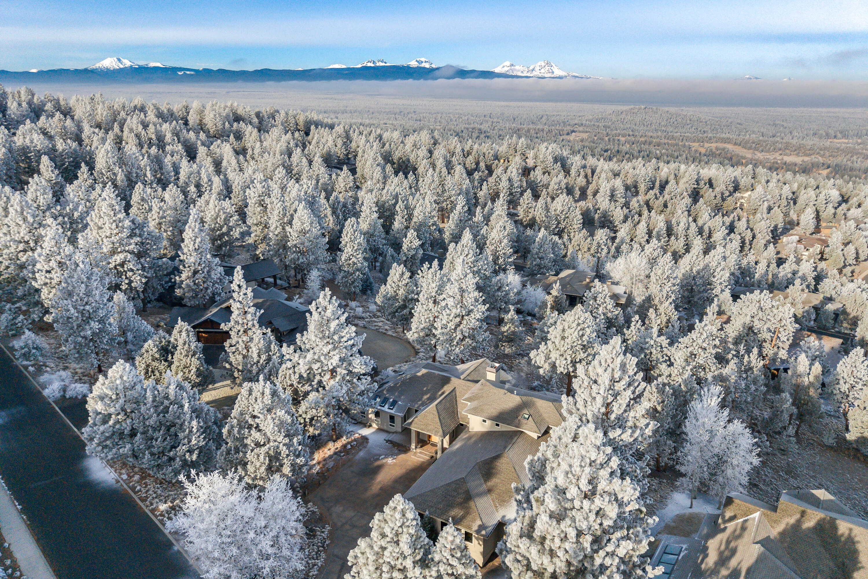 1600 NW Overlook Drive