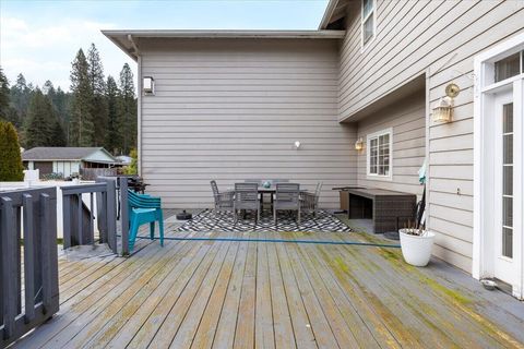 Tiny photo for 835 Redwood Avenue, Butte Falls, OR 97522 (MLS # 220217083)