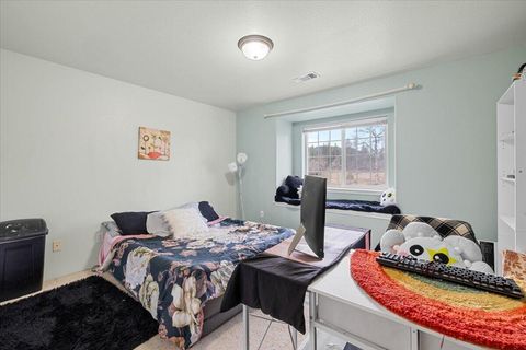 Tiny photo for 835 Redwood Avenue, Butte Falls, OR 97522 (MLS # 220217083)