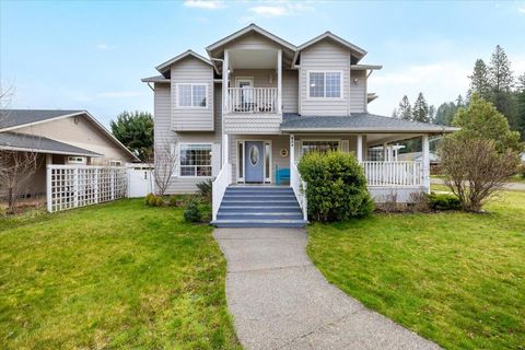 Tiny photo for 835 Redwood Avenue, Butte Falls, OR 97522 (MLS # 220217083)