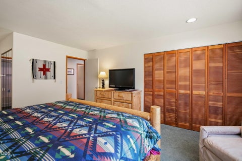 Tiny photo for 57218 Island Road #18, Sunriver, OR 97707 (MLS # 220223459)