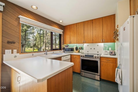 Tiny photo for 57218 Island Road #18, Sunriver, OR 97707 (MLS # 220223459)