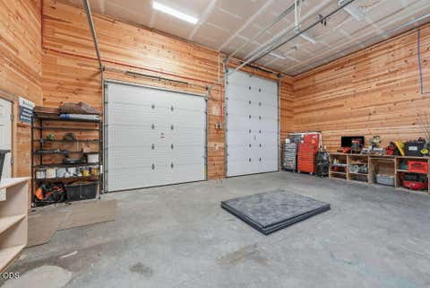 Tiny photo for 16025 Sunset Lane, La Pine, OR 97739 (MLS # 220225267)