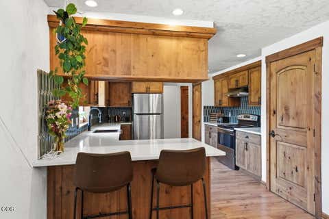 Tiny photo for 16025 Sunset Lane, La Pine, OR 97739 (MLS # 220225267)