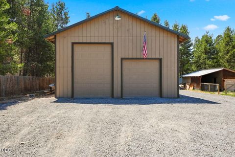 Tiny photo for 16025 Sunset Lane, La Pine, OR 97739 (MLS # 220225267)