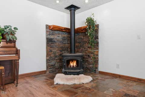 Tiny photo for 16025 Sunset Lane, La Pine, OR 97739 (MLS # 220225267)