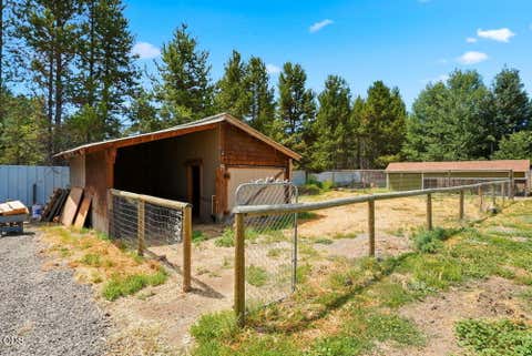 Tiny photo for 16025 Sunset Lane, La Pine, OR 97739 (MLS # 220225267)