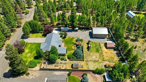 Tiny photo for 16025 Sunset Lane, La Pine, OR 97739 (MLS # 220225267)