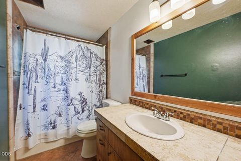 Tiny photo for 16025 Sunset Lane, La Pine, OR 97739 (MLS # 220225267)