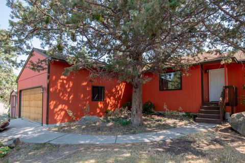 2741 NE Laramie Way Bend OR 97701