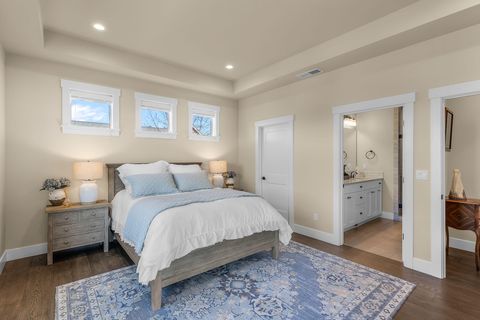 Tiny photo for 4201 SW 42nd Street, Redmond, OR 97756 (MLS # 220216840)