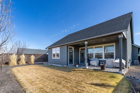 Tiny photo for 4201 SW 42nd Street, Redmond, OR 97756 (MLS # 220216840)