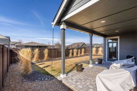 Tiny photo for 4201 SW 42nd Street, Redmond, OR 97756 (MLS # 220216840)