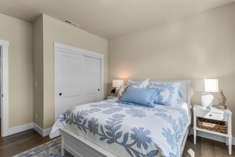 Tiny photo for 4201 SW 42nd Street, Redmond, OR 97756 (MLS # 220216840)