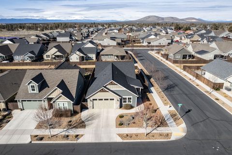 Tiny photo for 4201 SW 42nd Street, Redmond, OR 97756 (MLS # 220216840)