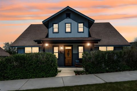 1082 SE Yarrow Avenue Madras OR 97741