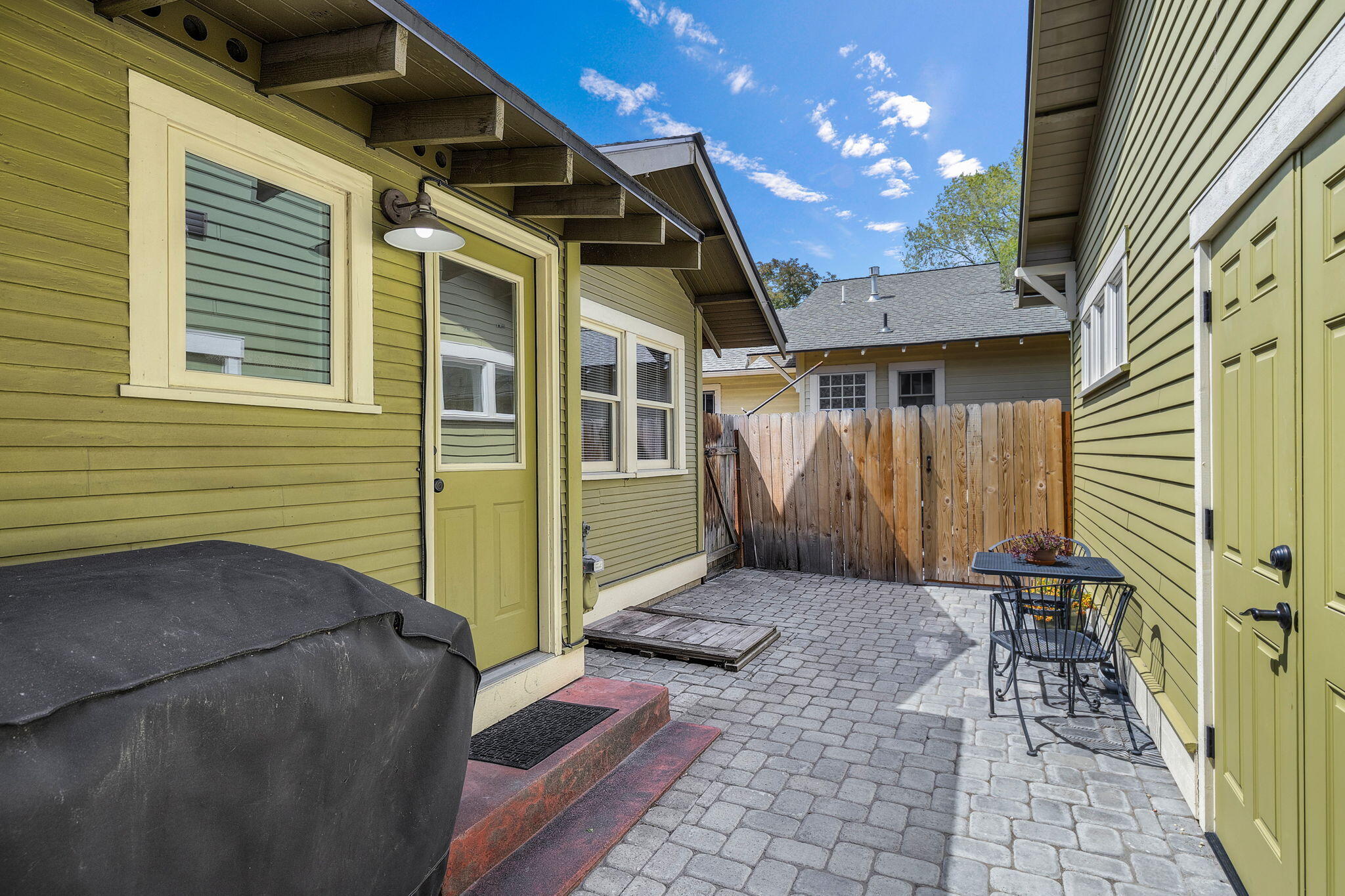 Staats - Residential