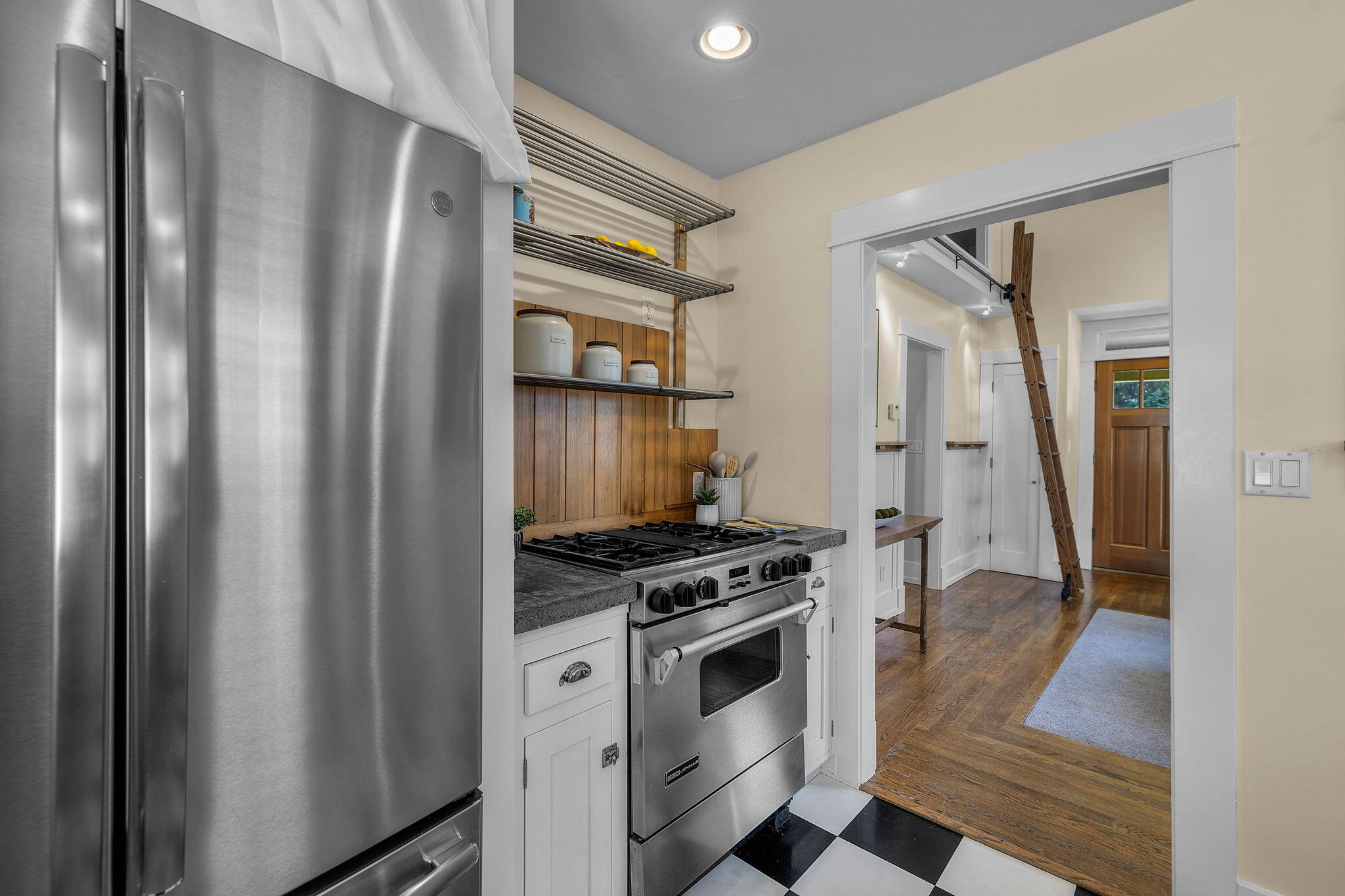 Staats - Residential