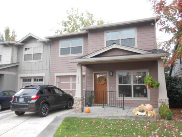 Alderwood Townhomes - Residential