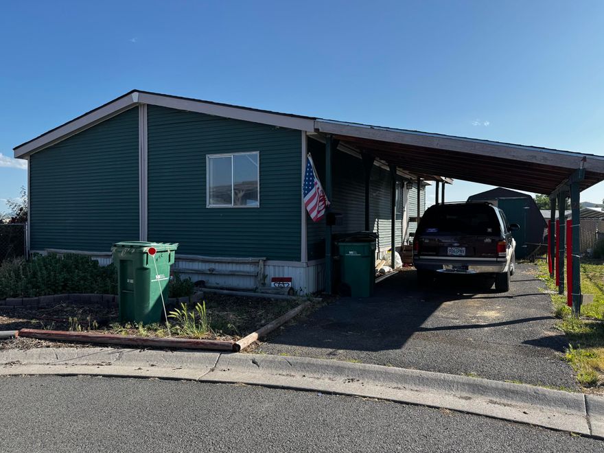 Tenant Occupied must give a 24-hour notice, being sold as-is