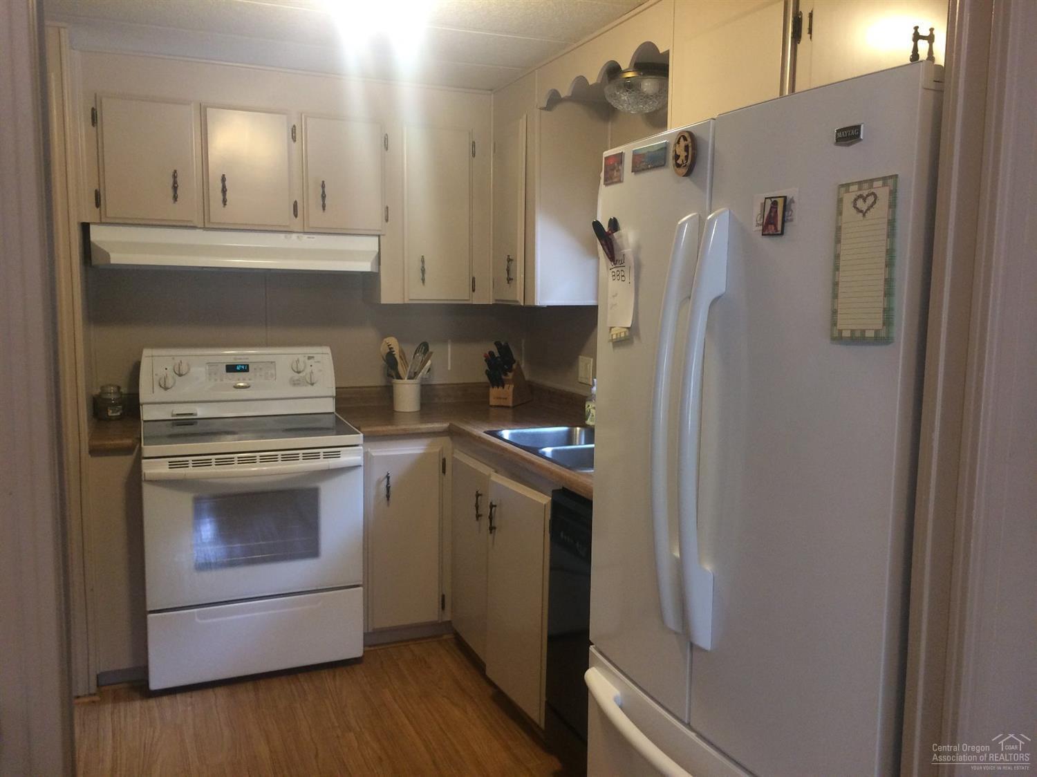 Rock Arbor Villa - Residential