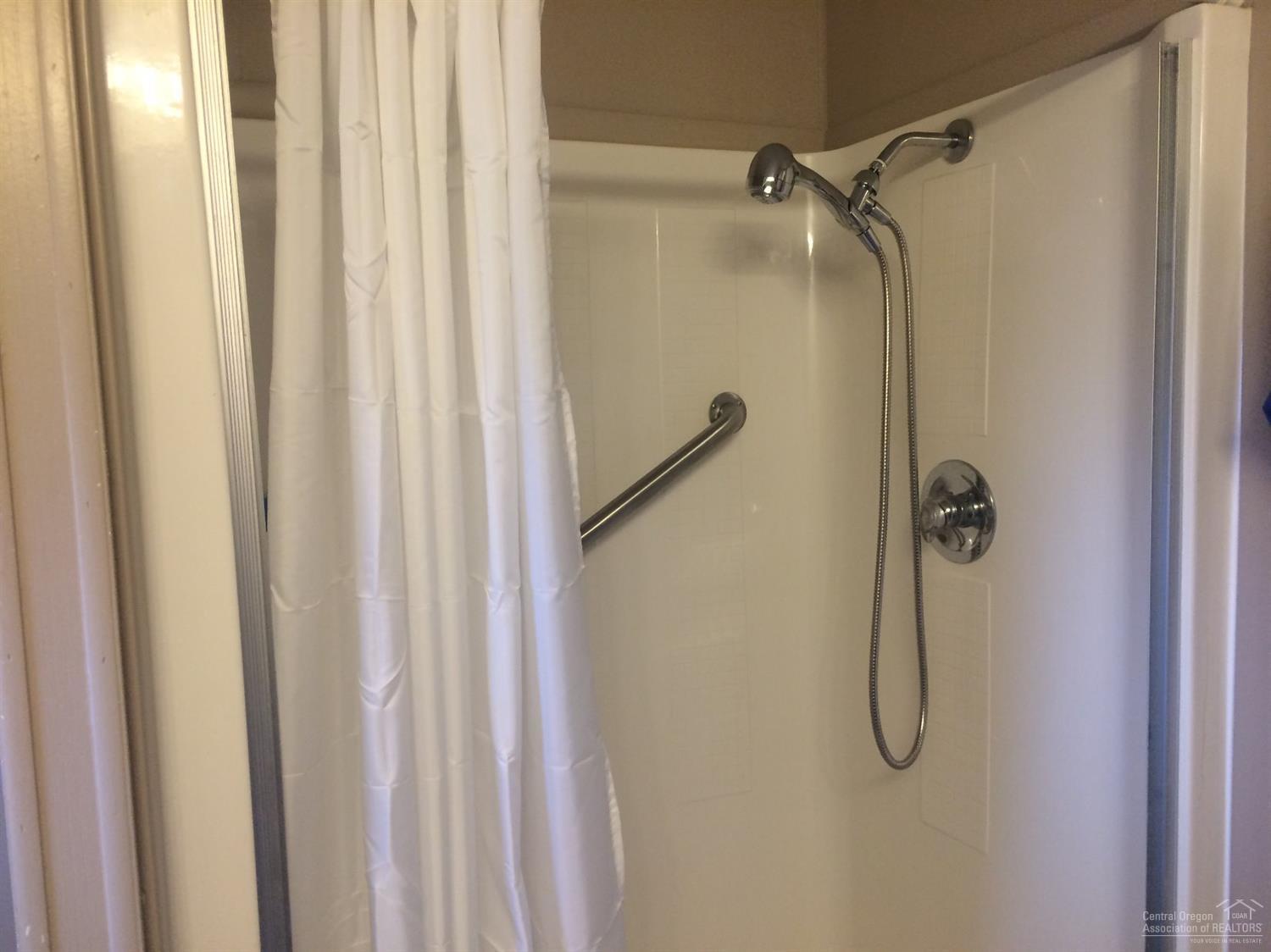 Rock Arbor Villa - Residential