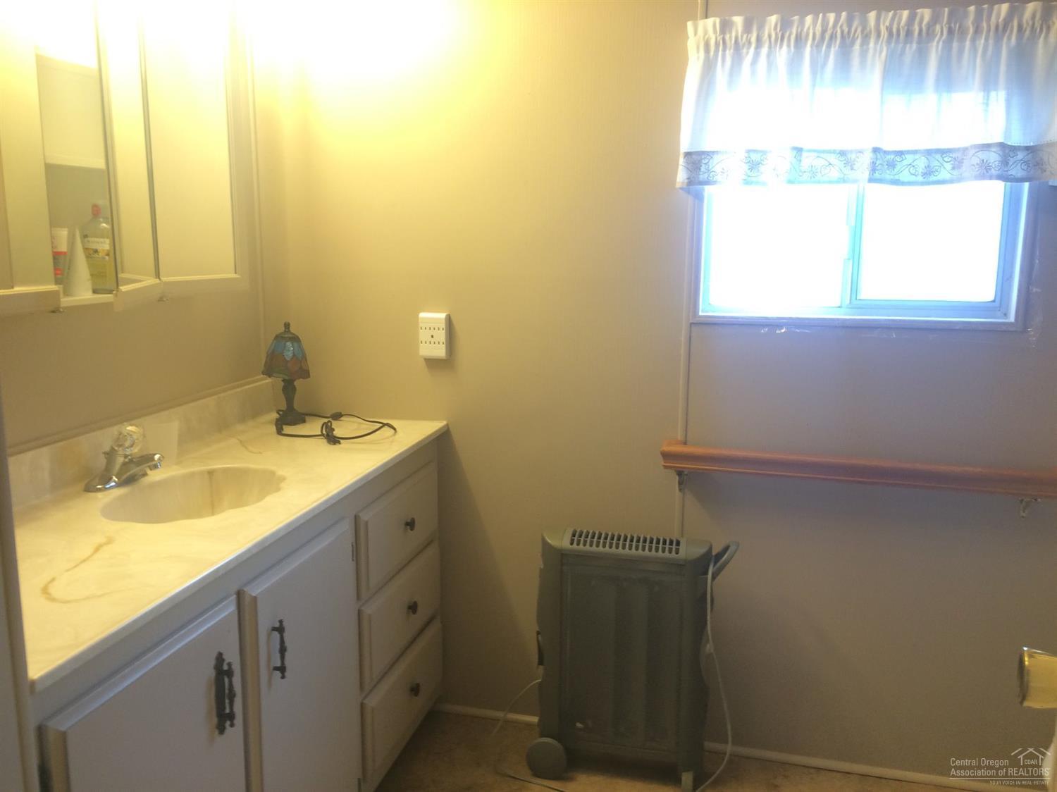 Rock Arbor Villa - Residential