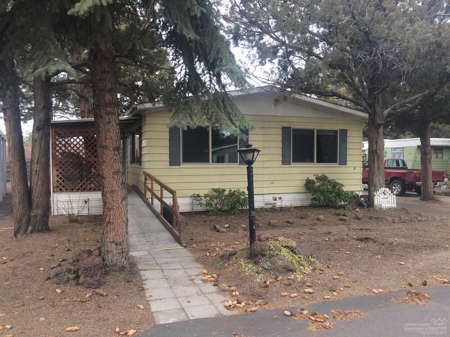 Rock Arbor Villa - Residential