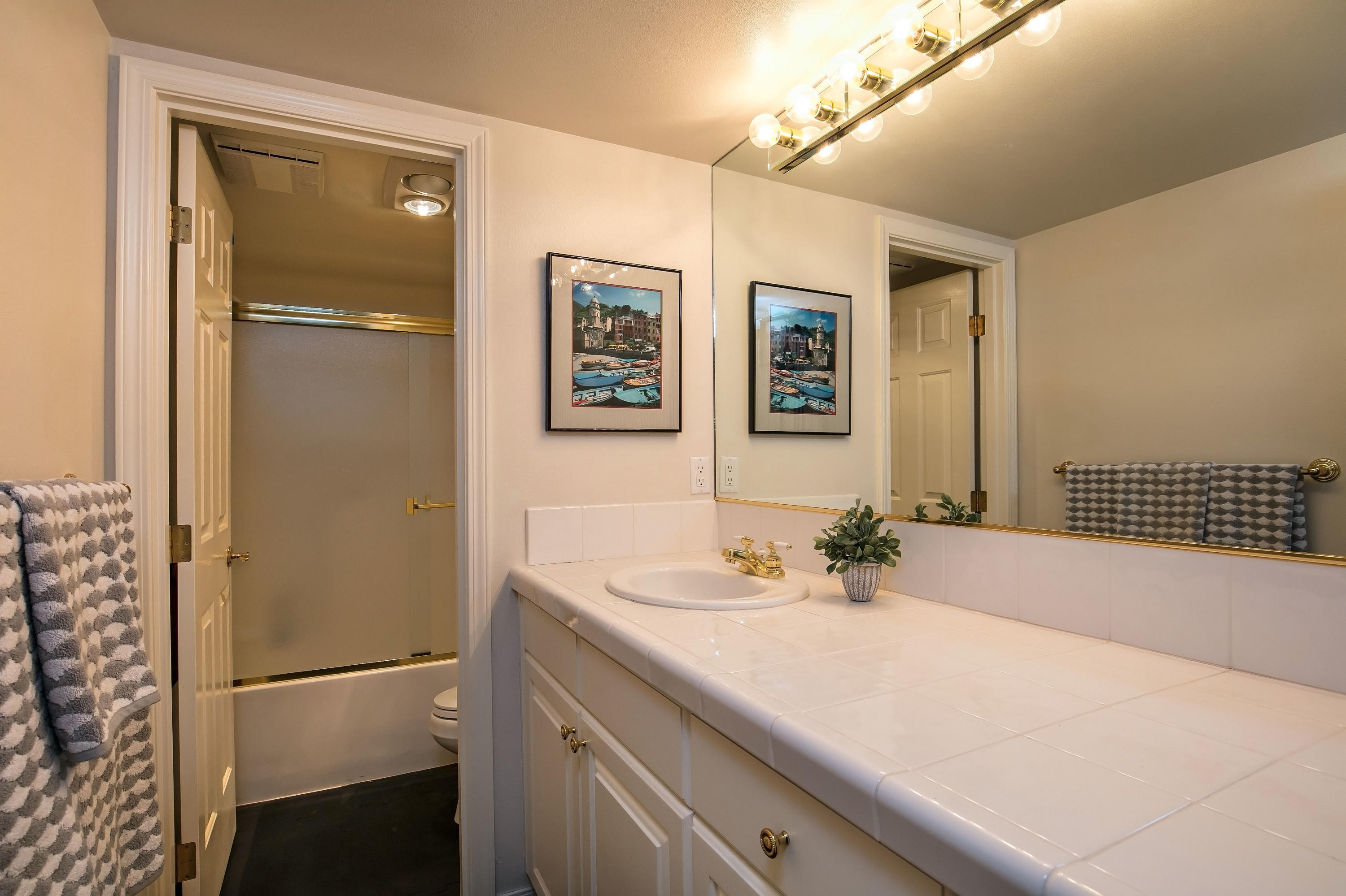 Awbrey Butte - Residential