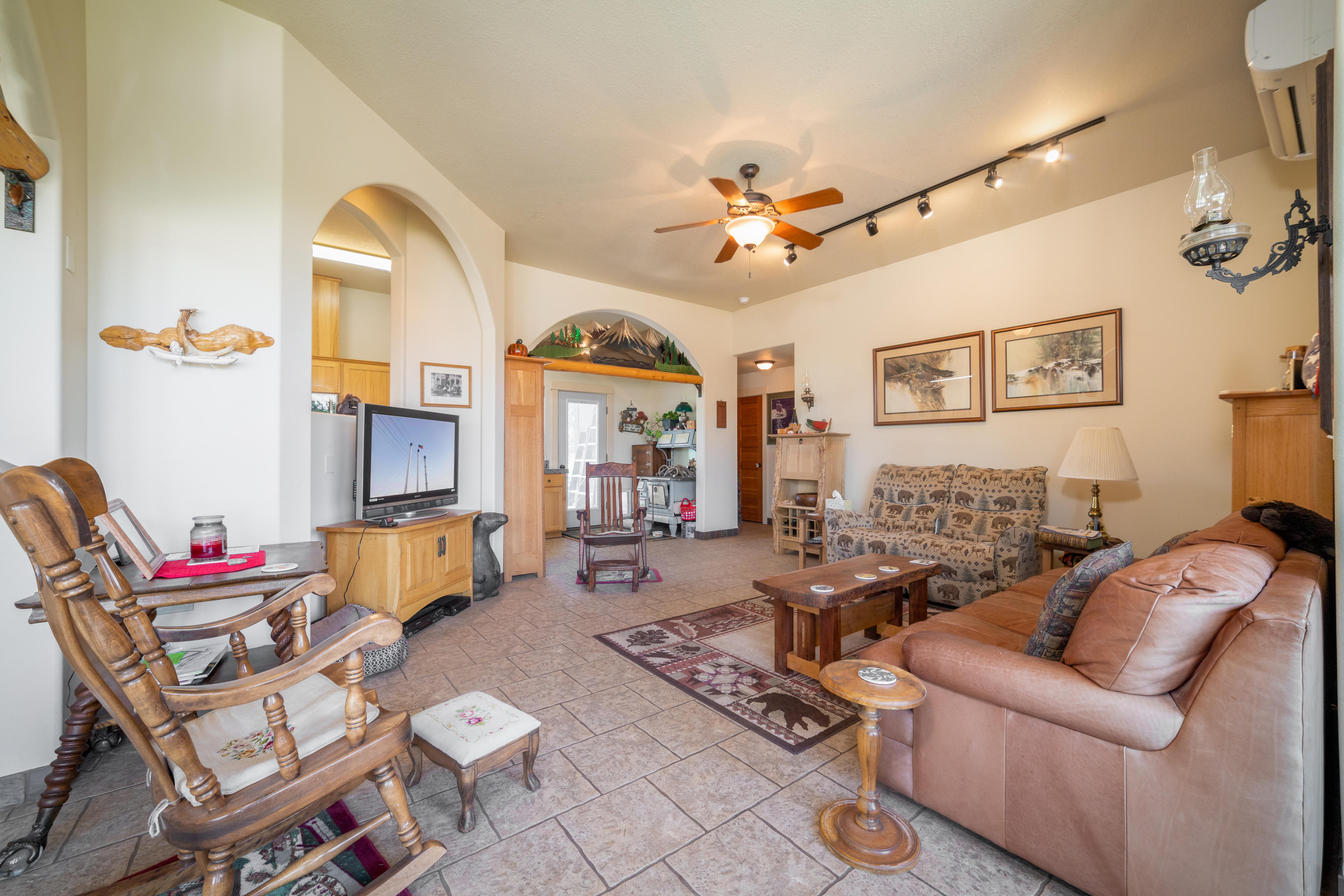 Crestridge Estate - Residential