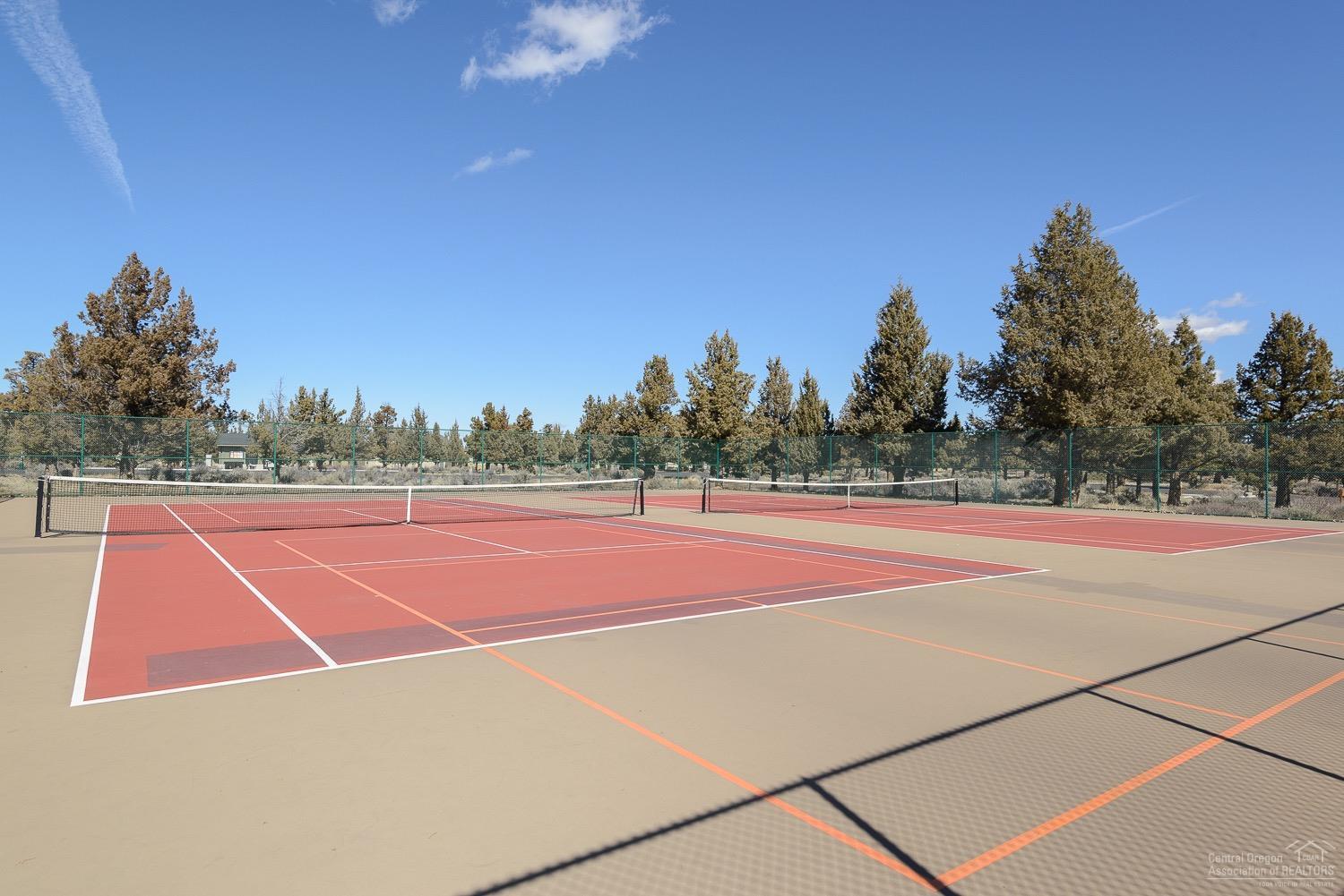 Eagle Crest - Residential