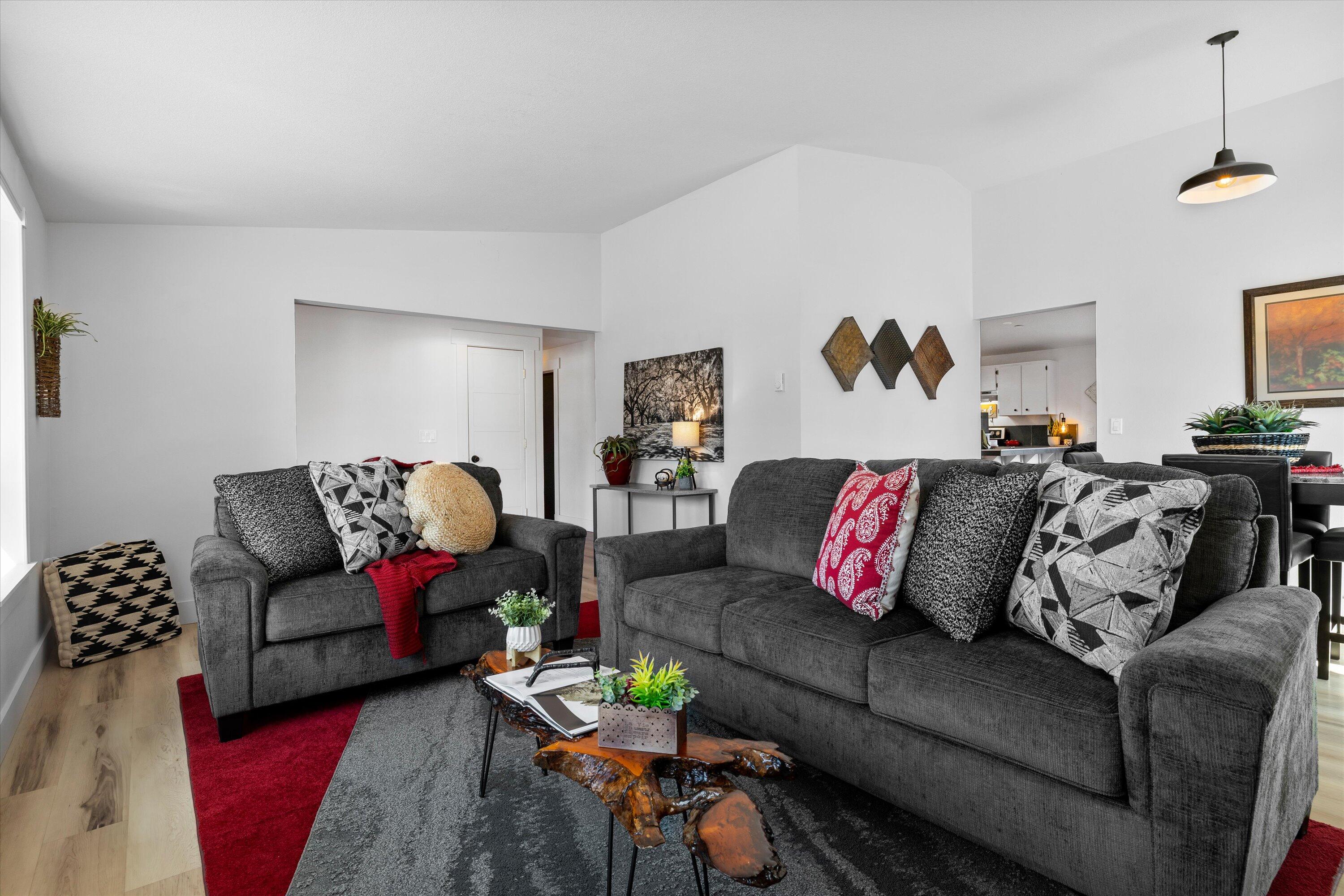 Bend Cascade View - Residential