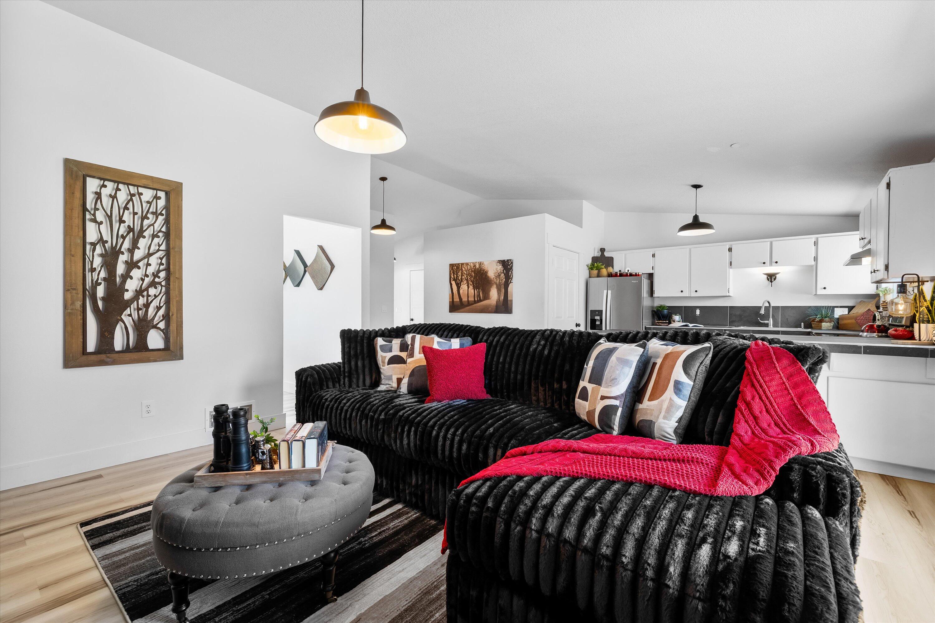 Bend Cascade View - Residential