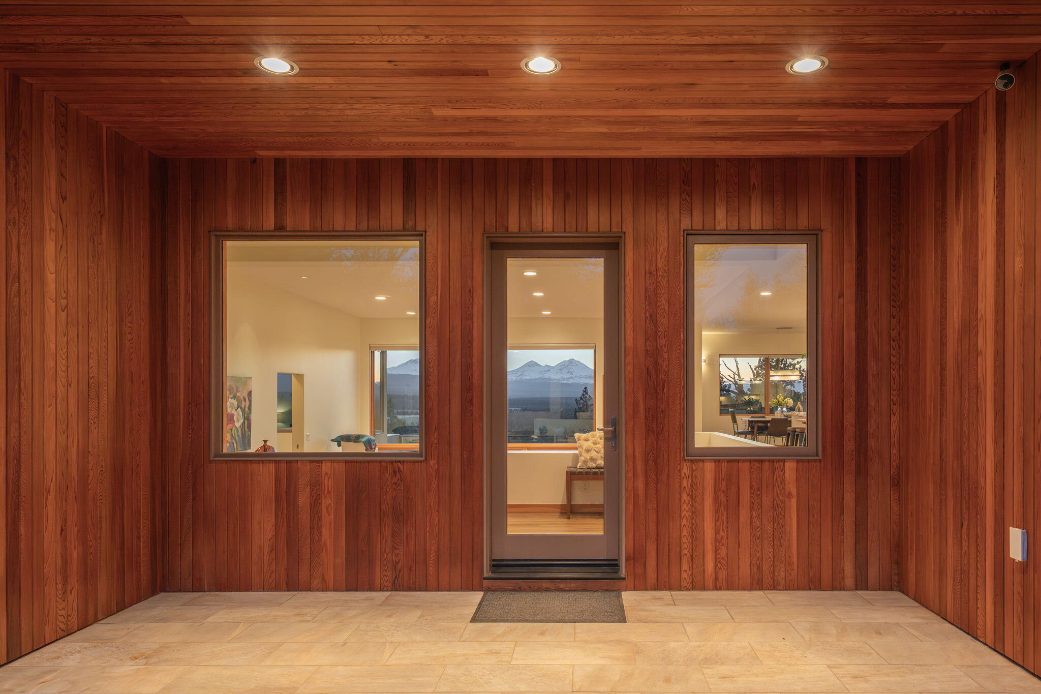 65970 Mariposa Lane