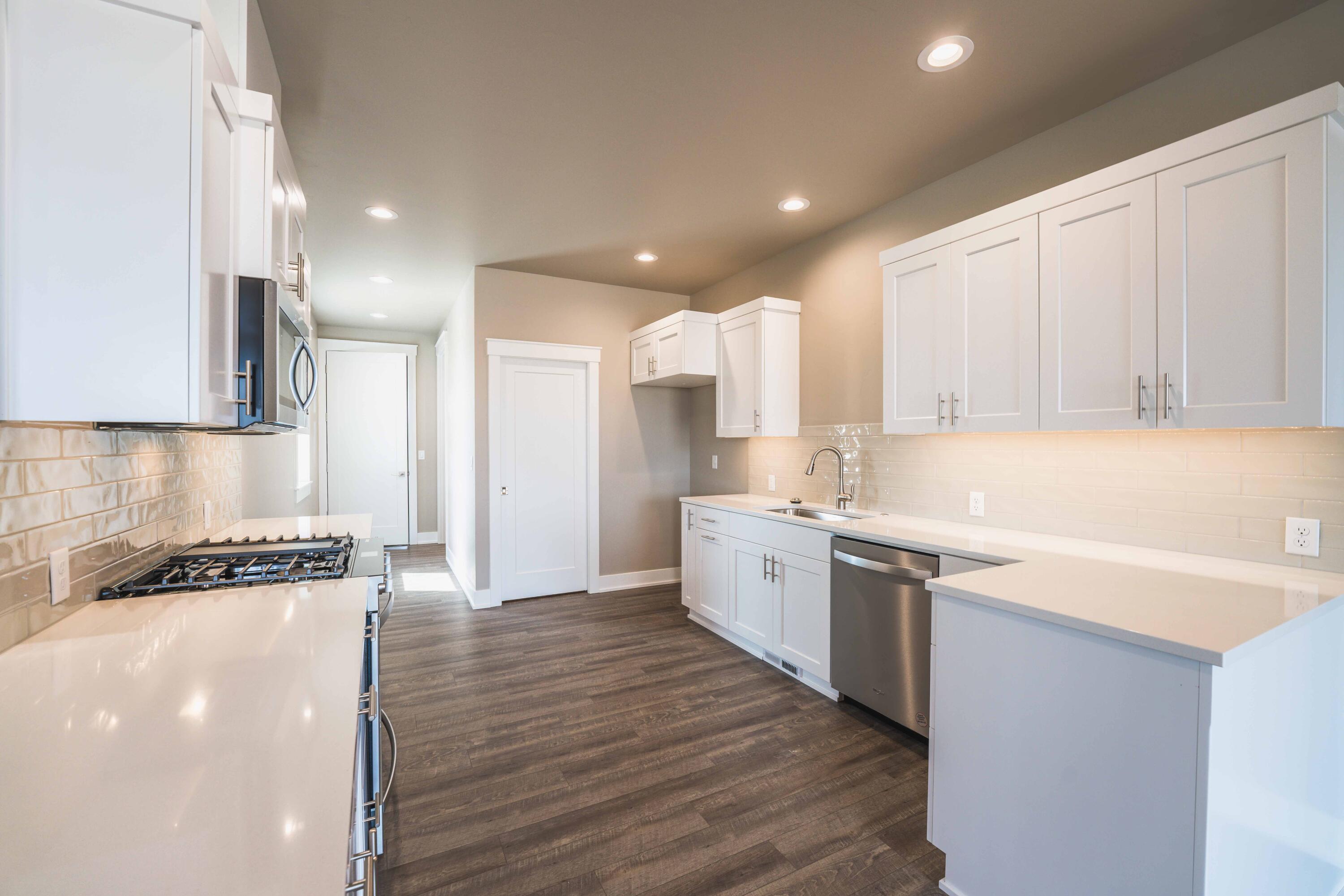 Dry Canyon - Residential