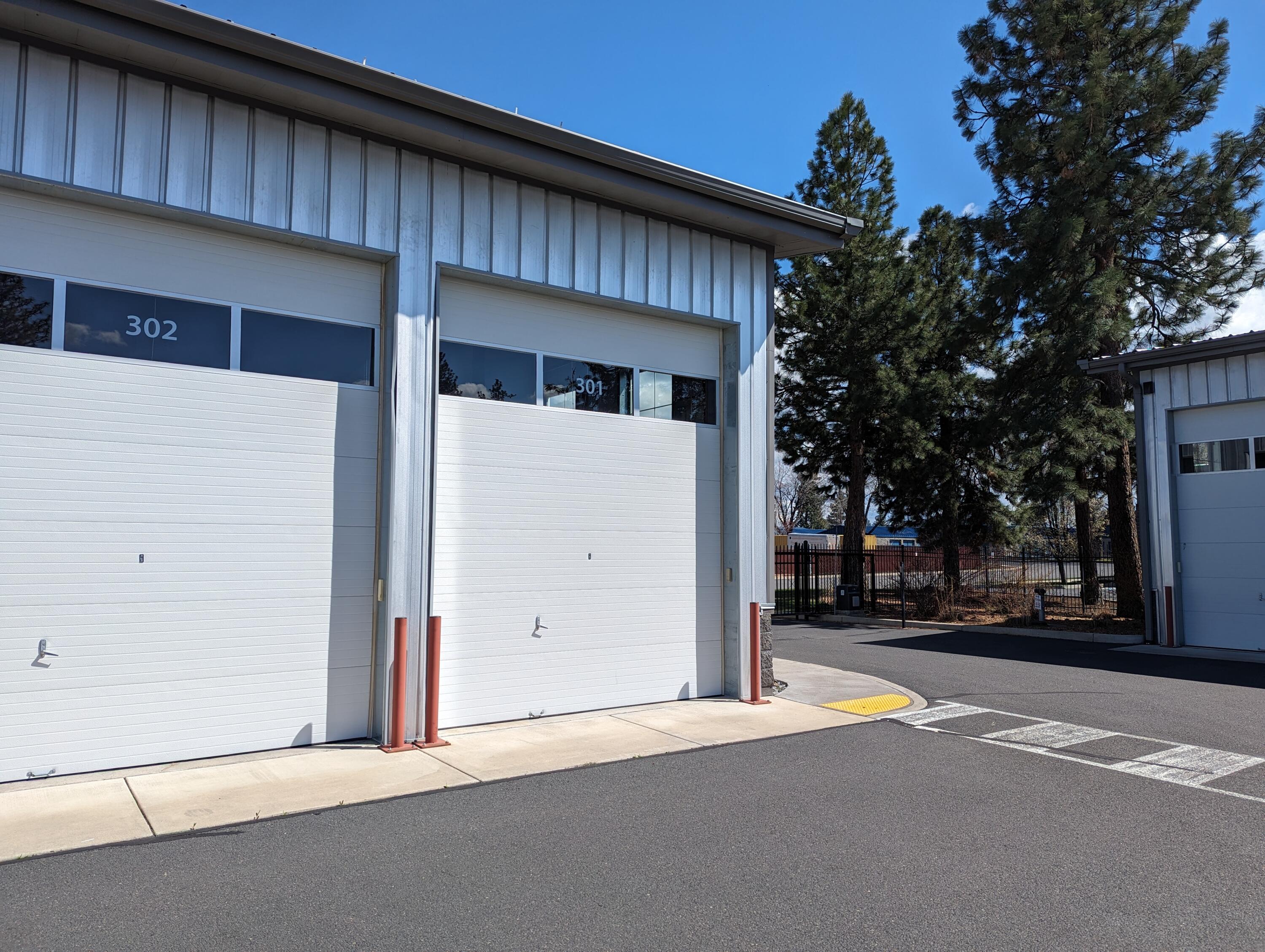 Garajmahal - Commercial Sale