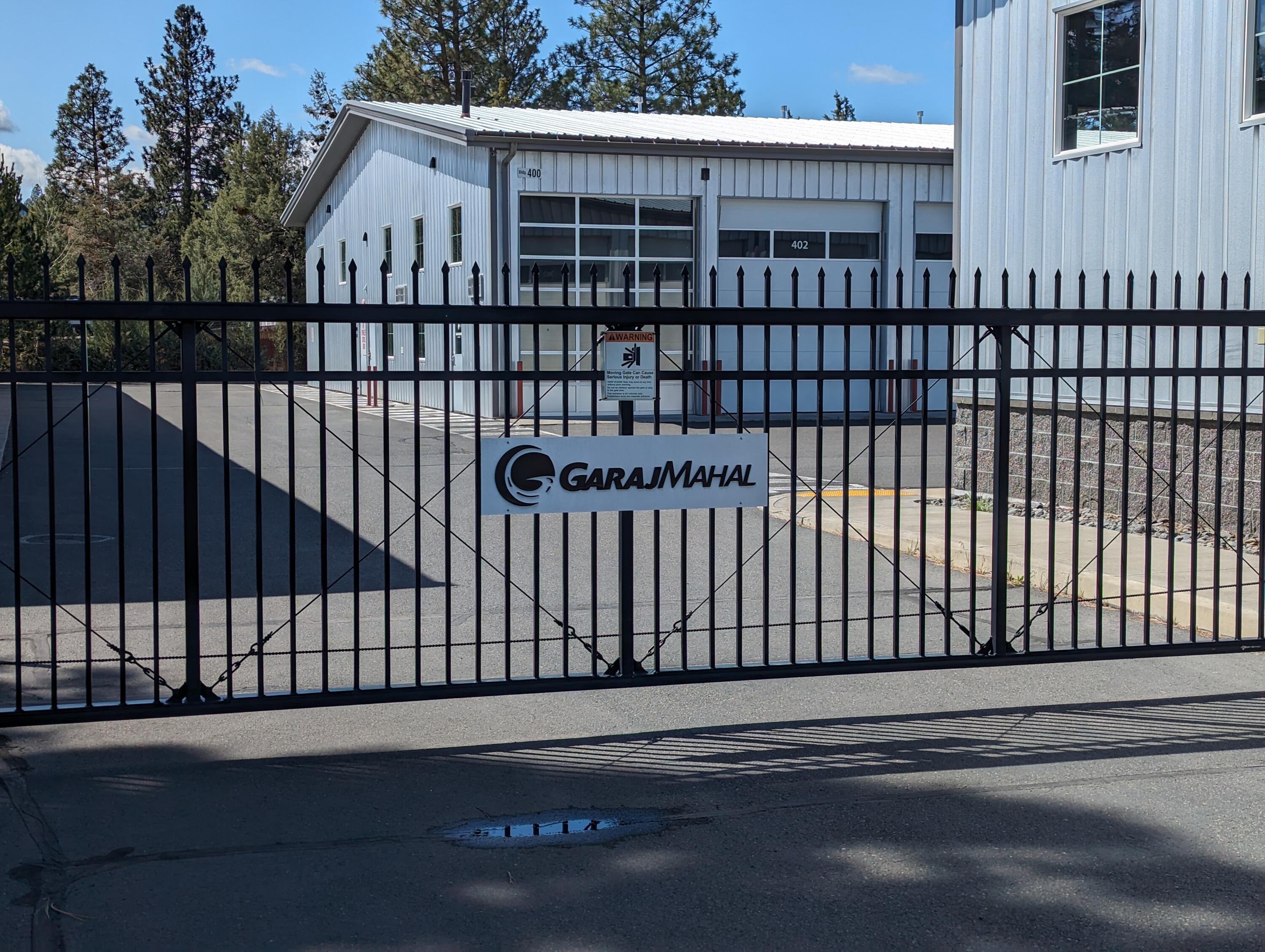 Garajmahal - Commercial Sale