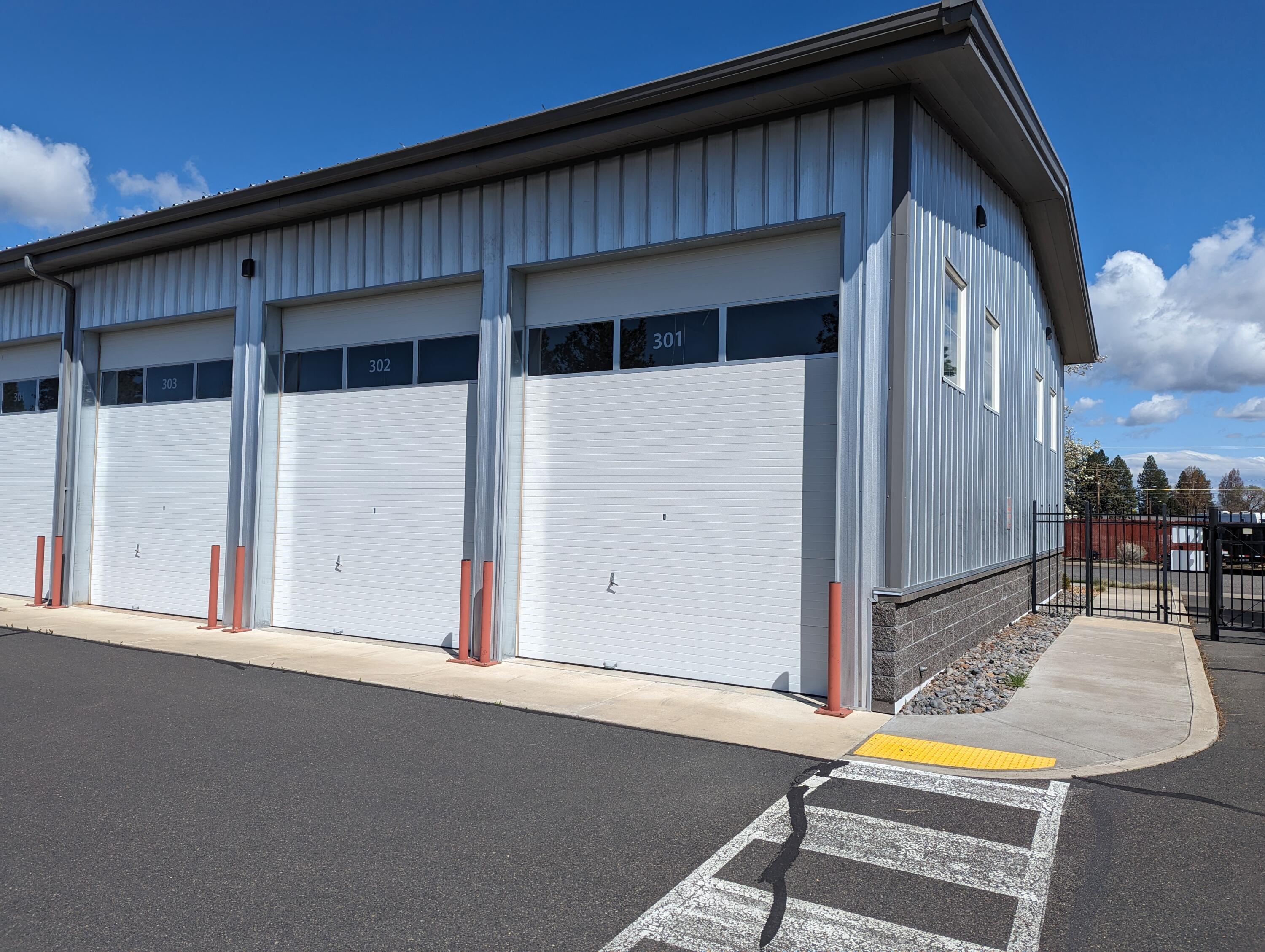 Garajmahal - Commercial Sale