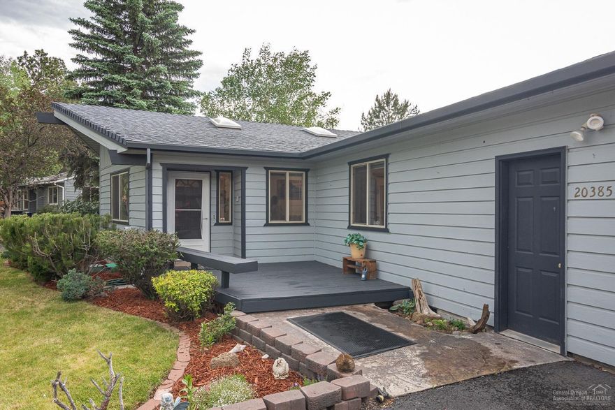 Large single level home on a large (.41 acre) lot with additional space for RV or boat parking. This 3 bedroom 2 bath home in SE Bend sits on a quiet cul de sac with lots of privacy. If you are looking for open space both inside and out, this is the home for you!
