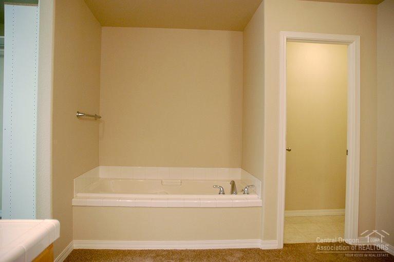 River Canyon Estates - Residential