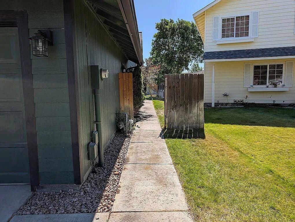 2250 NW Jackpine Court